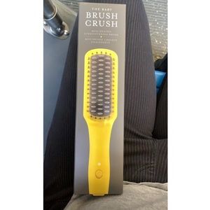 DryBar Baby Brush Crush